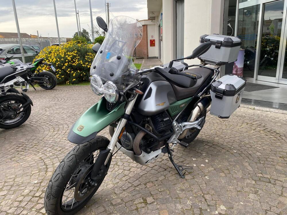 Moto Guzzi V85 TT Centenario (2021 - 22) (4)