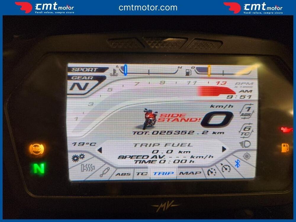 MV Agusta Turismo Veloce 800 (2014 - 16) (5)