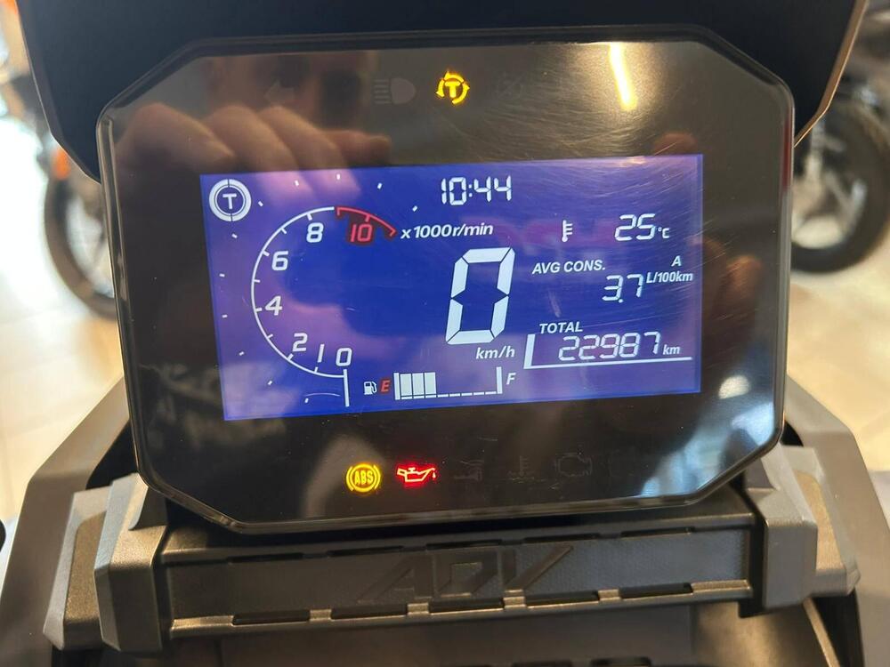 Honda ADV 350 (2022 - 24) (4)