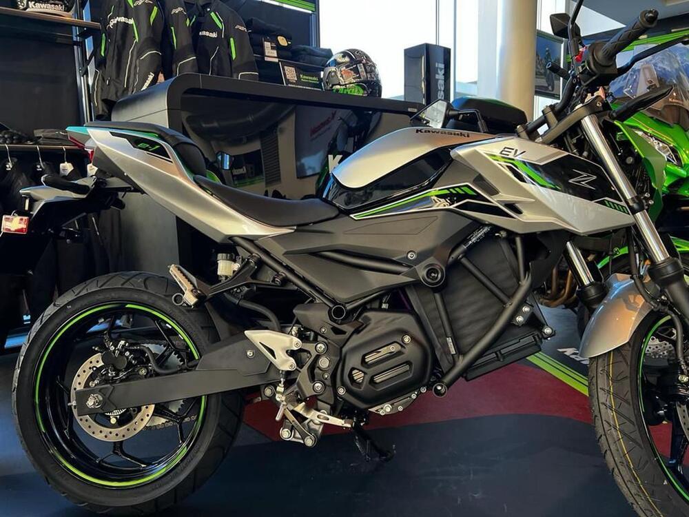 Kawasaki Z e-1 (2024 - 26) (4)