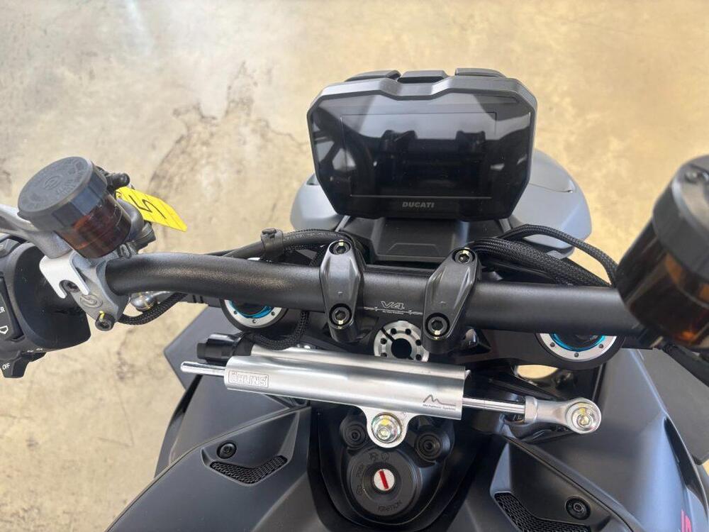 Ducati Streetfighter V4 S (2023 - 24) (12)