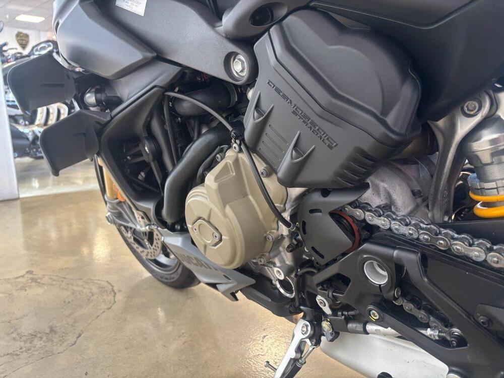 Ducati Streetfighter V4 S (2023 - 24) (16)