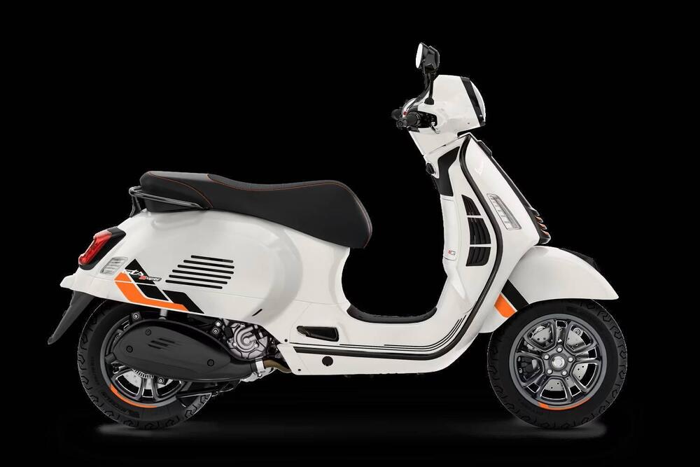Vespa GTS 125 Supersport (2025 - 26) (4)