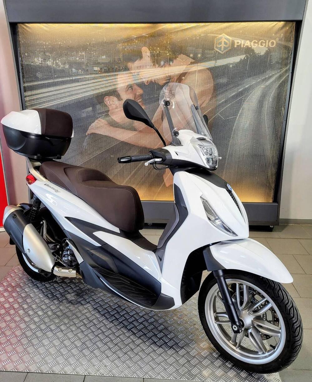 Piaggio Beverly 300 ABS-ASR (2021 - 25)