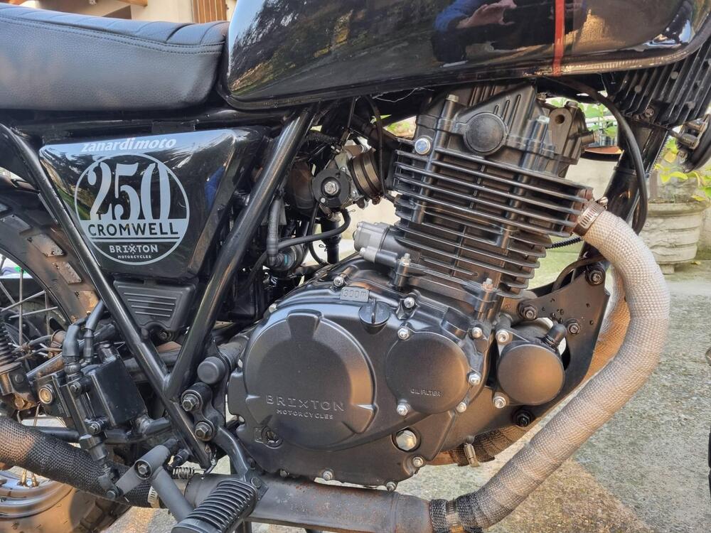 Brixton Motorcycles Cromwell 250 (2021 - 25) (12)