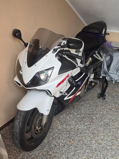 Honda CBR 600 F Sport usata