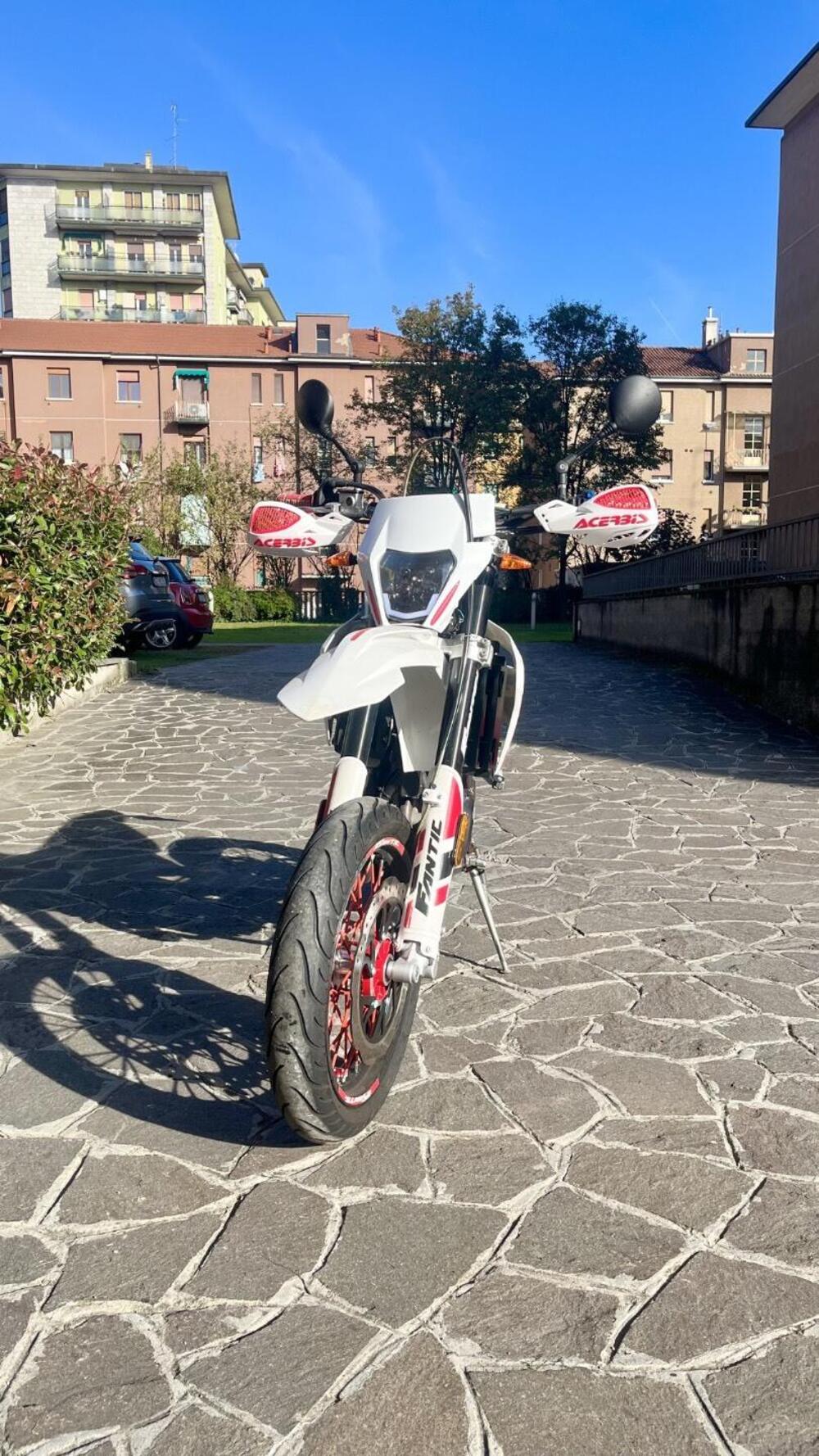 Fantic Motor XMF 125 Motard Performance 4t (2021 - 22) (3)