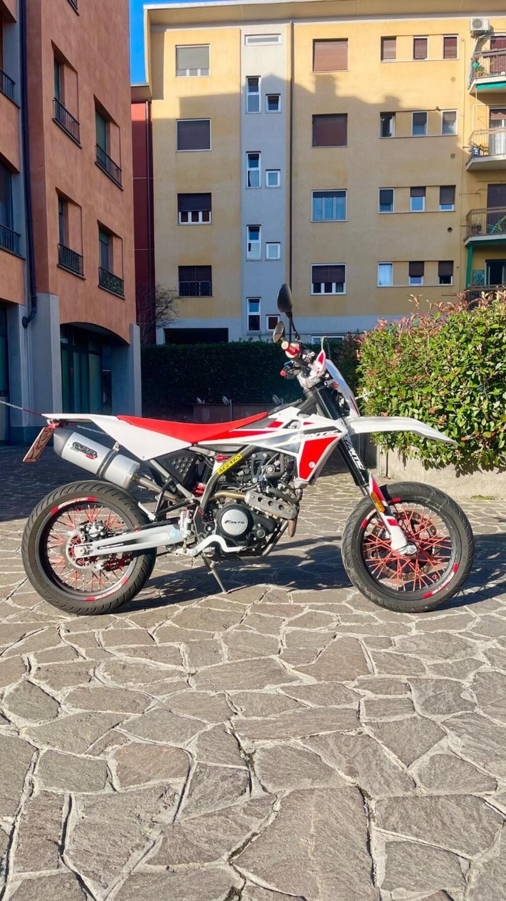 Fantic Motor XMF 125 Motard Performance 4t (2021 - 22) (4)