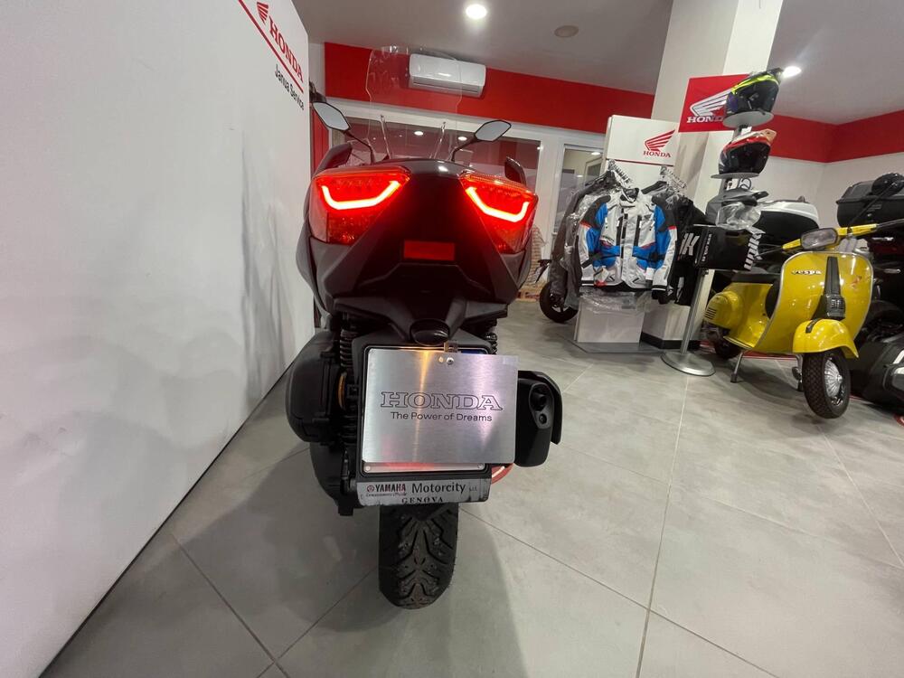 Yamaha X-Max 300 Tech Max (2021 - 24) (8)