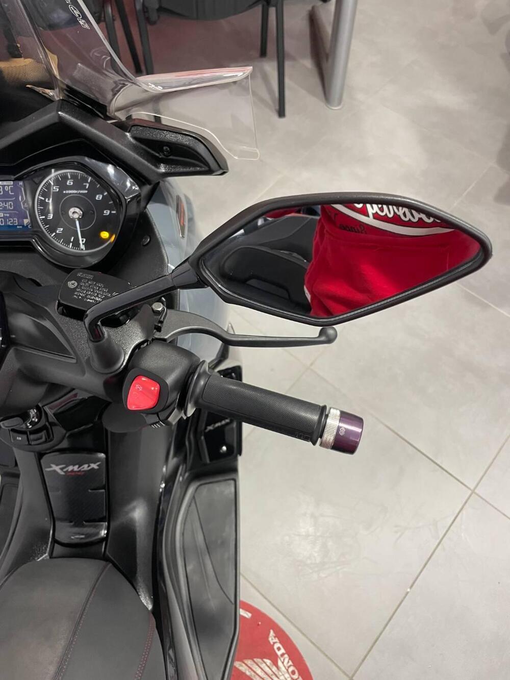 Yamaha X-Max 300 Tech Max (2021 - 24) (15)