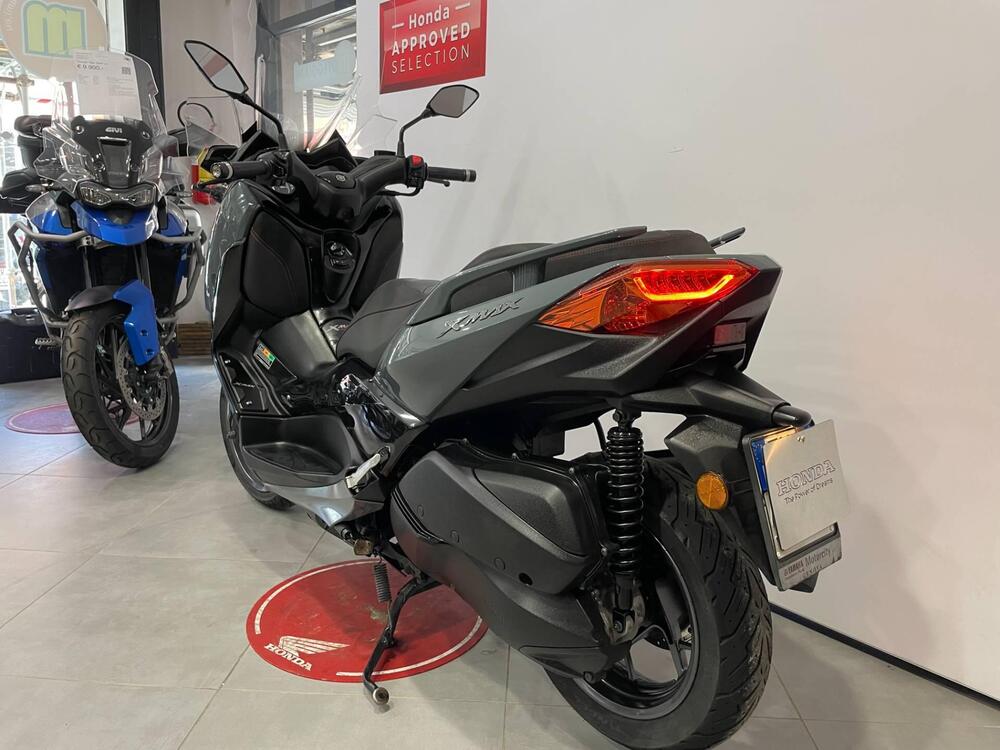 Yamaha X-Max 300 Tech Max (2021 - 24) (3)
