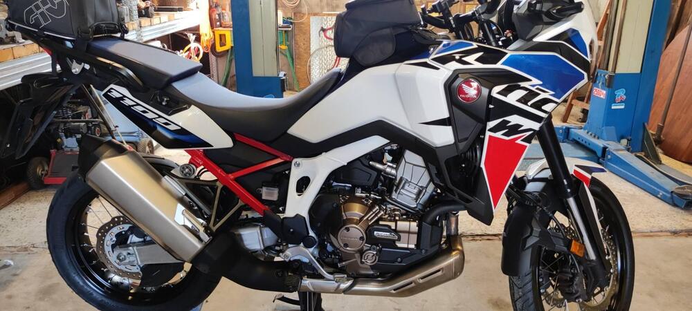 Honda Africa Twin CRF 1100L (2022 - 23) (2)
