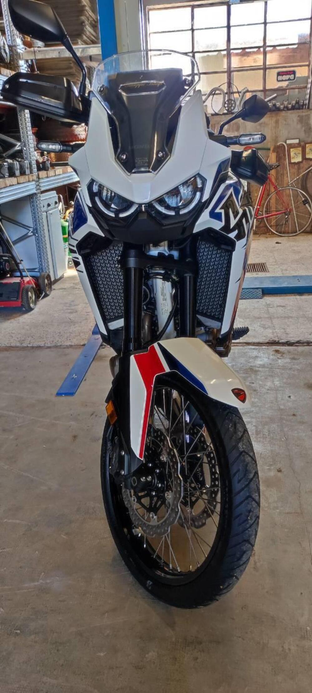 Honda Africa Twin CRF 1100L (2022 - 23) (5)