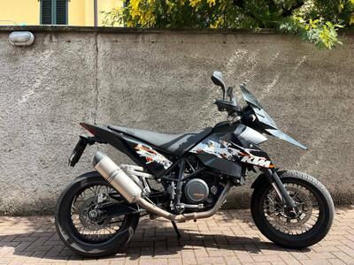 KTM 690 Supermoto usata