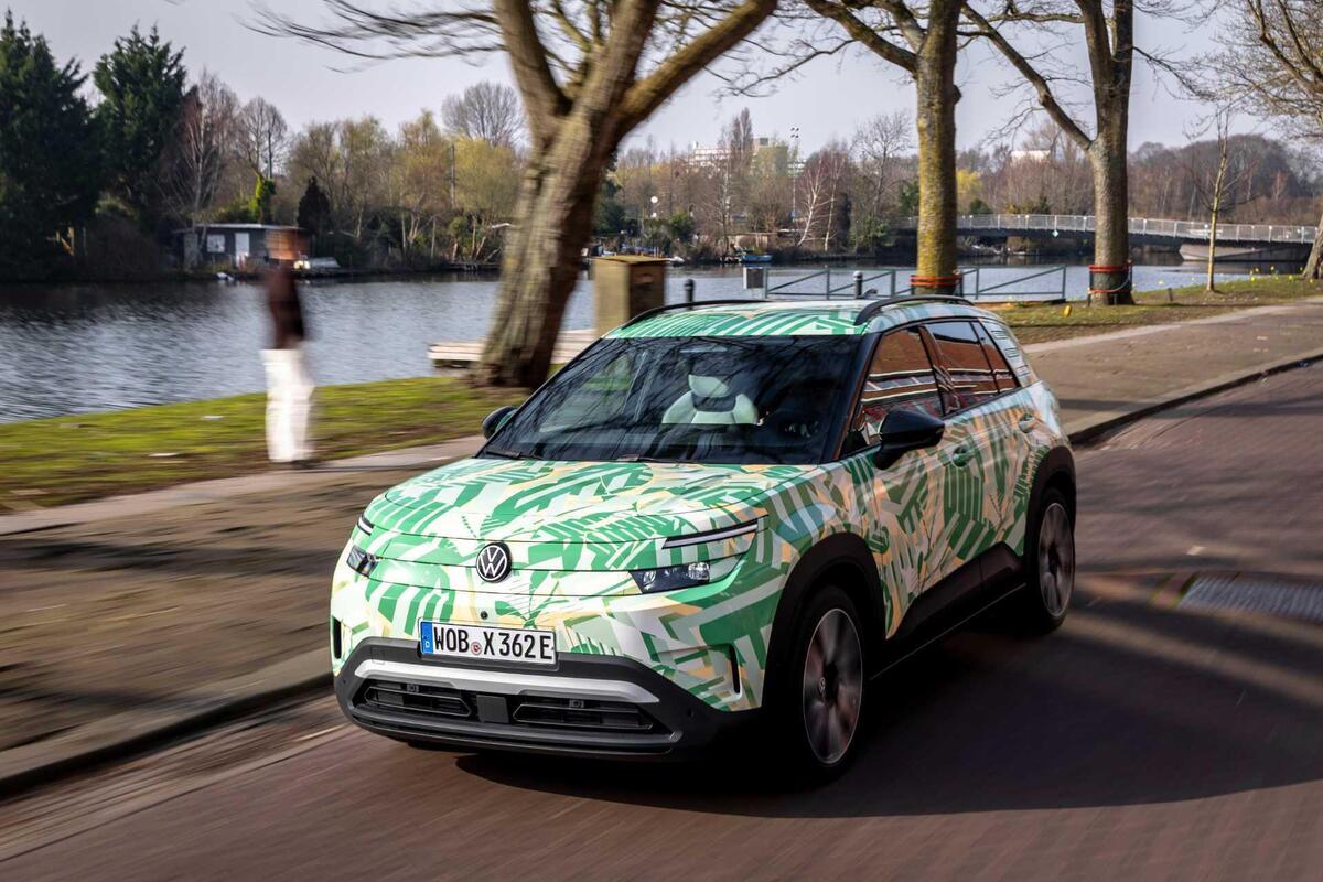 Volkswagen ID. Cross: il SUV elettrico compatto arriva su strada [VIDEO]