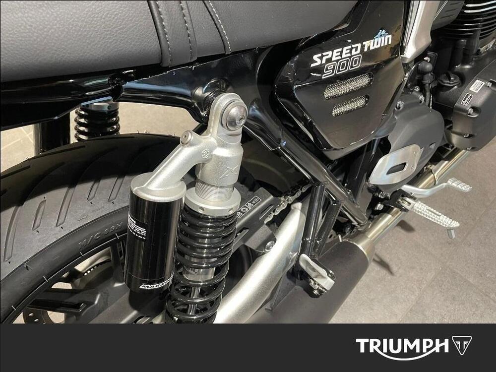 Triumph Speed Twin 900 (2025 - 26) (5)