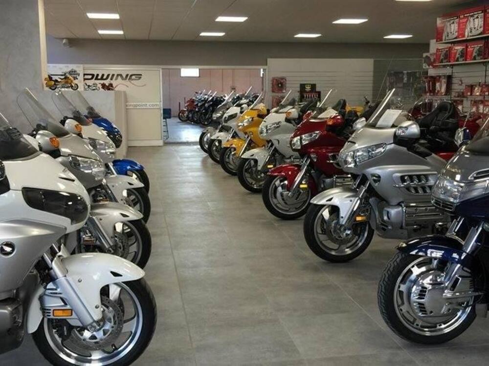 Honda GL 1800 Gold Wing 50° Anniversario (2025 - 26) (14)