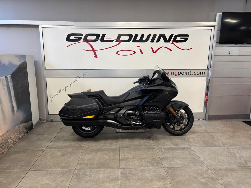Honda GL 1800 Gold Wing 50° Anniversario (2025 - 26) (4)