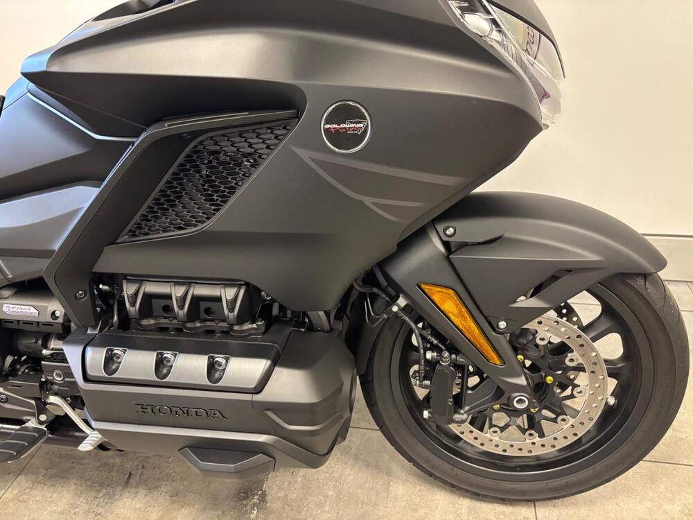 Honda GL 1800 Gold Wing 50° Anniversario (2025 - 26) (7)