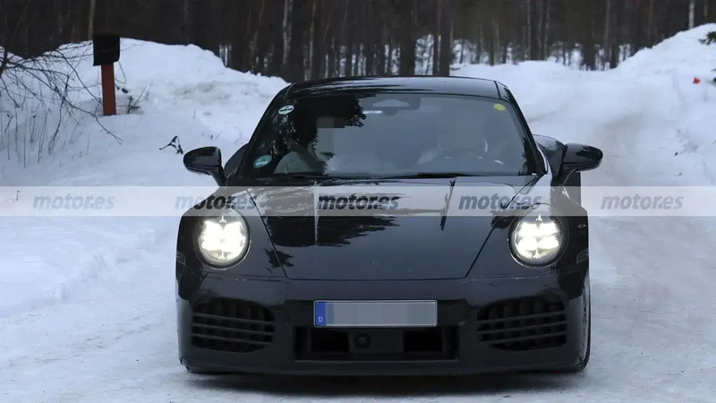 Porsche 911 Turbo Touring: prototipi sulla neve per la 911 pi&ugrave; misteriosa della gamma