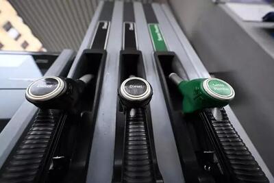 Carburanti in aumento: anche per chi viaggia in moto il pieno pesa