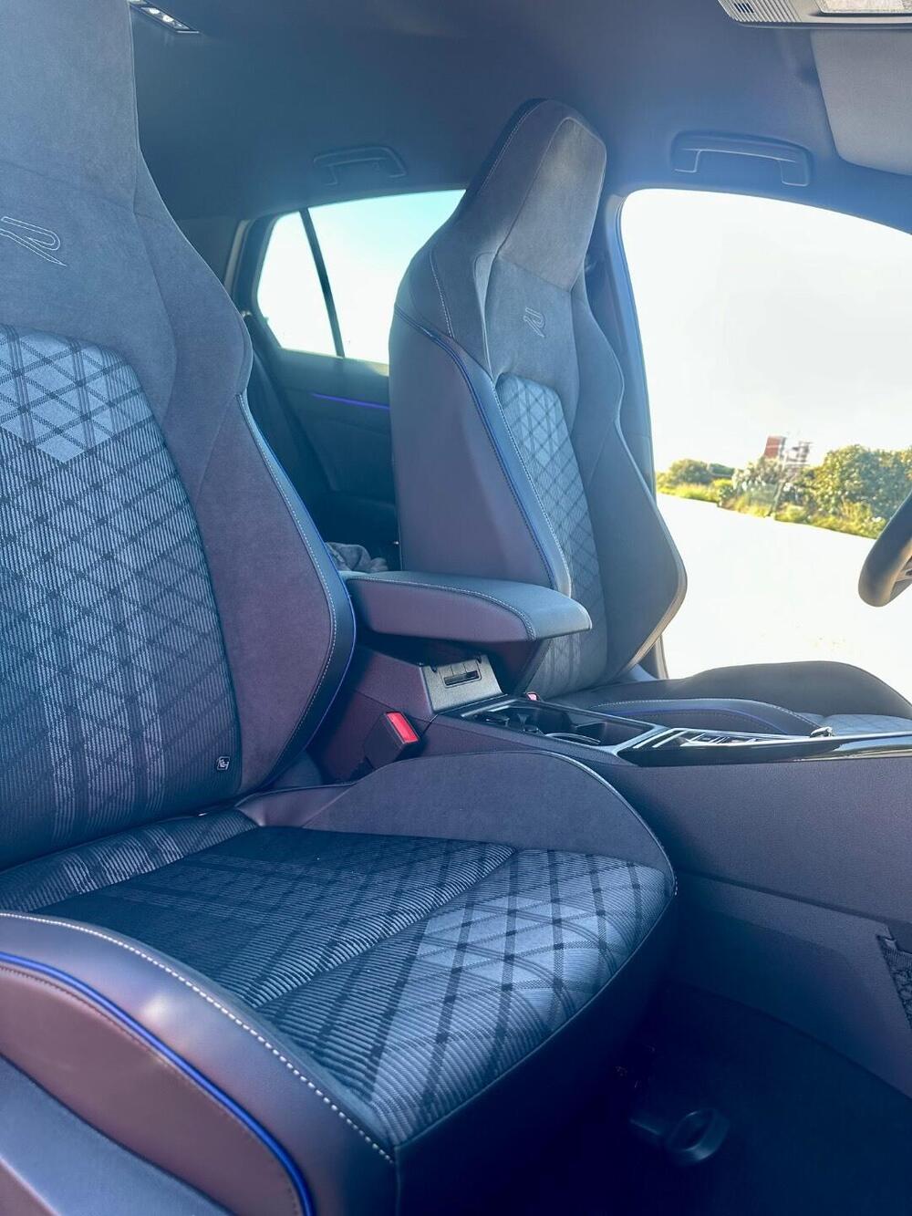 Volkswagen Golf usata a Livorno (4)