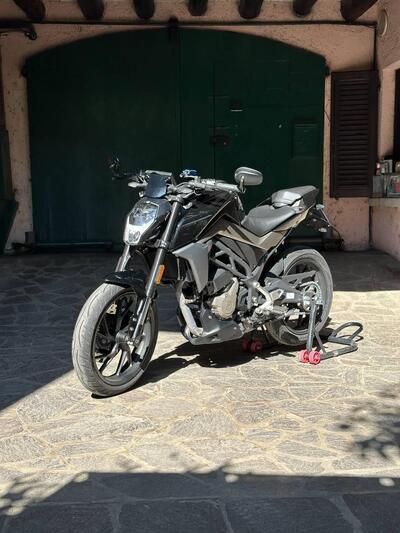 CFMOTO 300NK (2021 - 26) usata