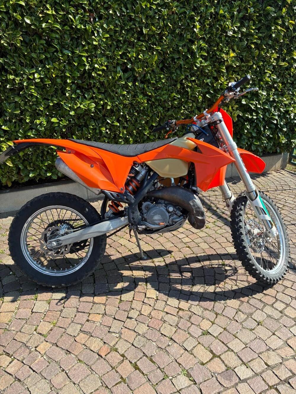 KTM 125 EXC (2012) (3)