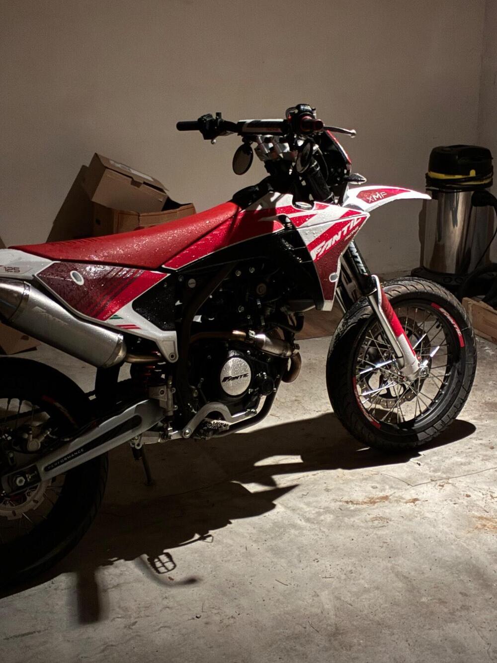 Fantic Motor XMF 125 Motard Performance 4T (2023 - 24)