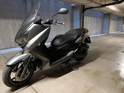 Yamaha X-Max 250 (2014 - 16) usata