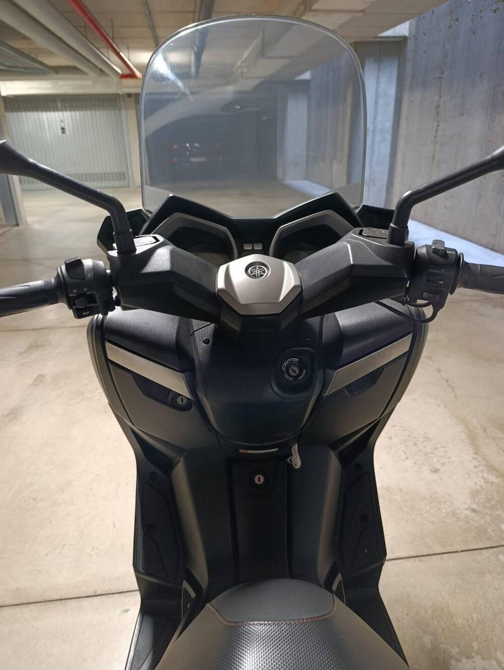 Yamaha X-Max 250 (2014 - 16) (6)