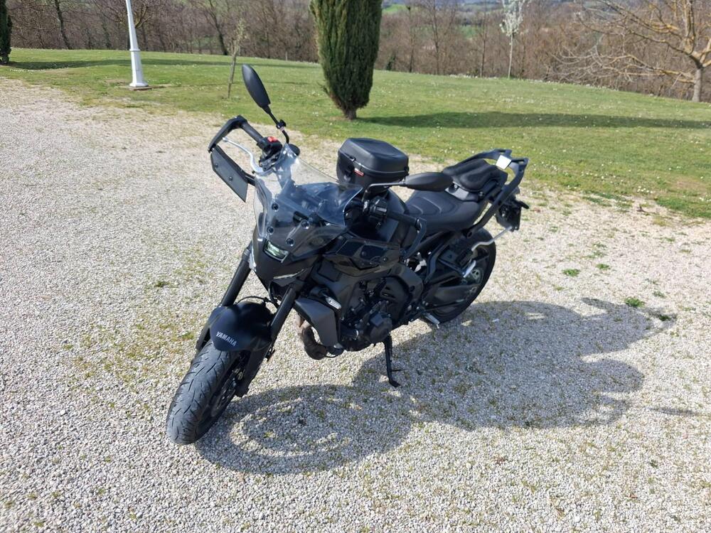 Yamaha MT-09 Y-AMT (2024 - 26) (2)