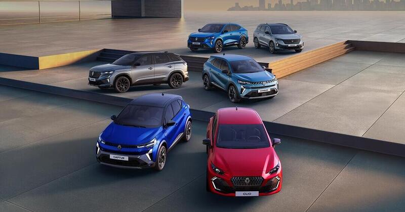 Renault Full Hybrid E-Tech Experience: porte aperte il 21 e 22 marzo per provare la gamma ibrida