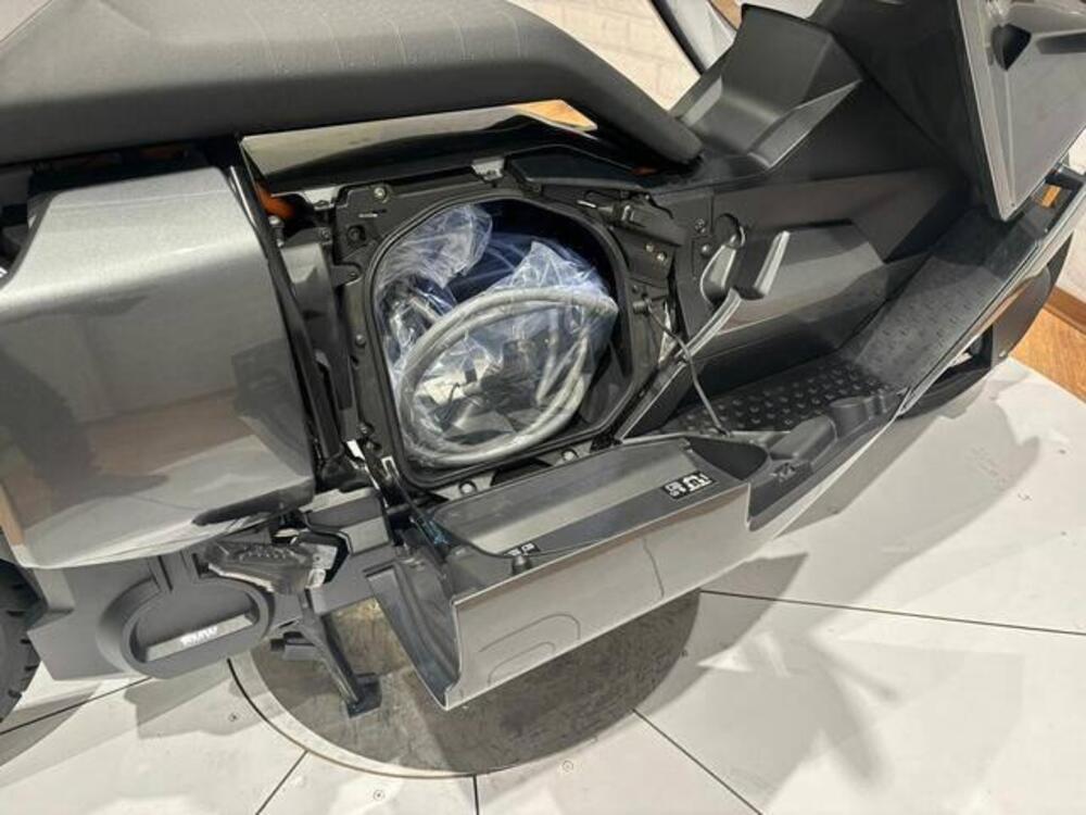 Bmw CE 04 (2021 - 25) (14)