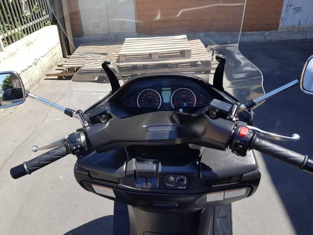 Suzuki Burgman AN 400 R (2003) (7)