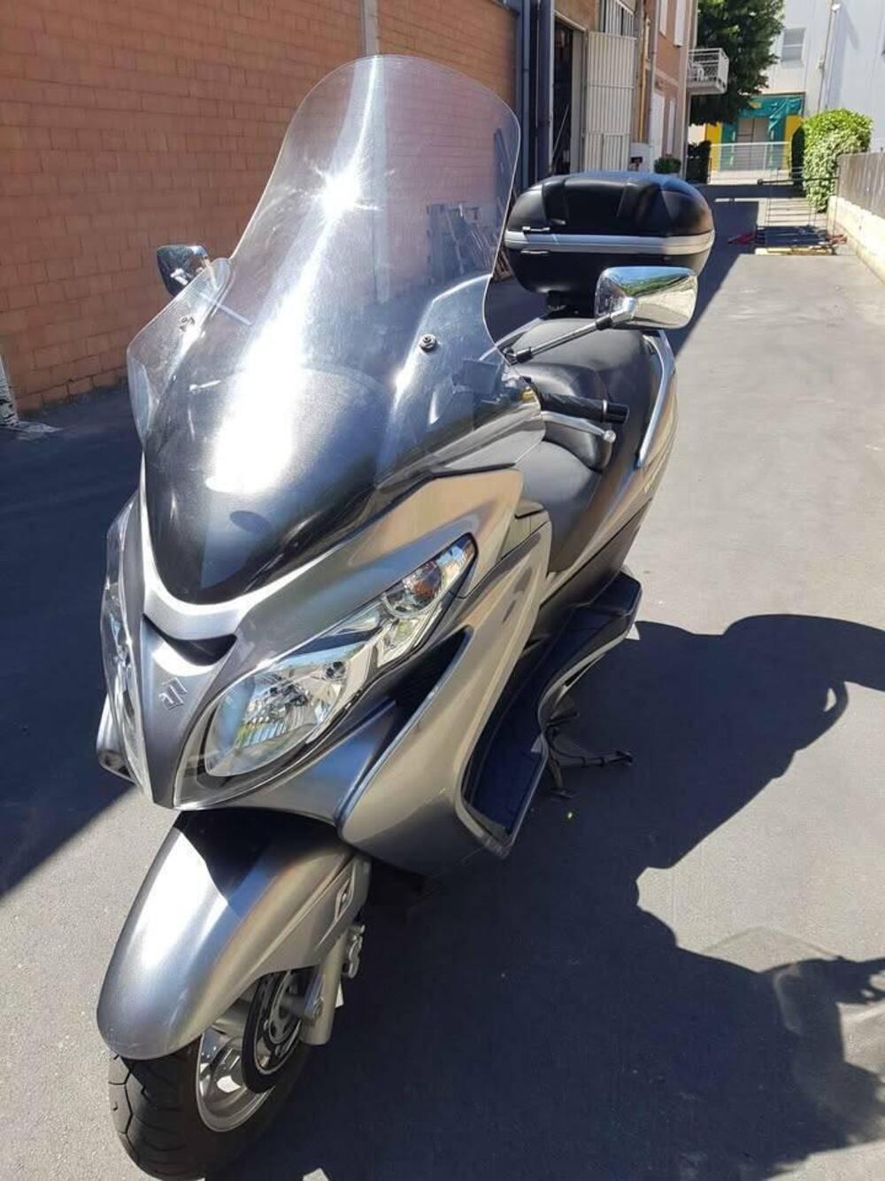 Suzuki Burgman AN 400 R (2003) (8)