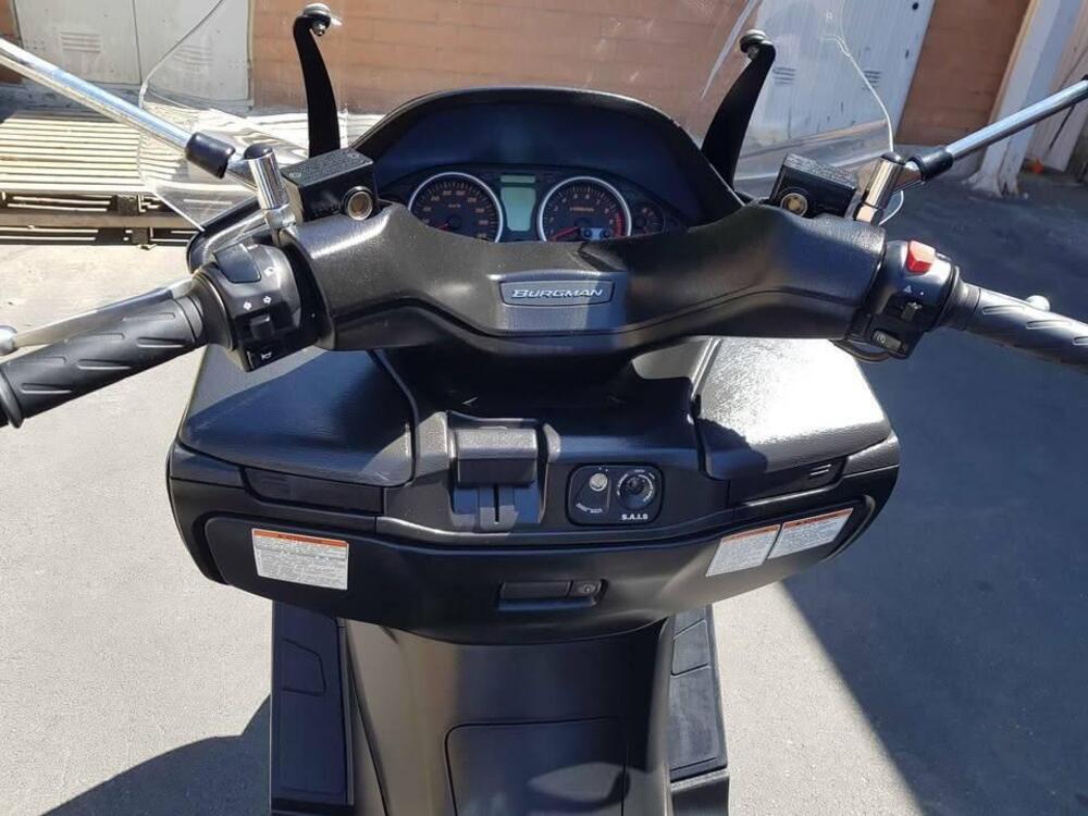 Suzuki Burgman AN 400 R (2003) (10)