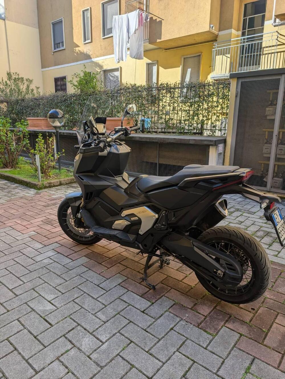 Honda X-ADV 750 DCT (2021 - 24) (3)