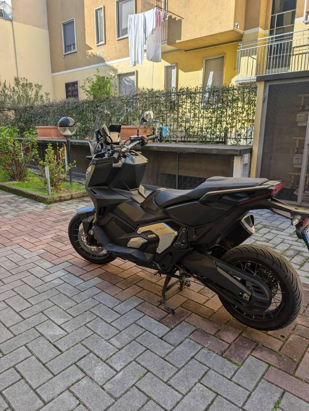 Honda X-ADV 750 DCT (2021 - 24) (8)