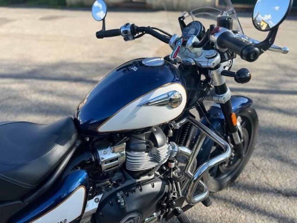 Royal Enfield Super Meteor 650 (2023 - 26) (4)