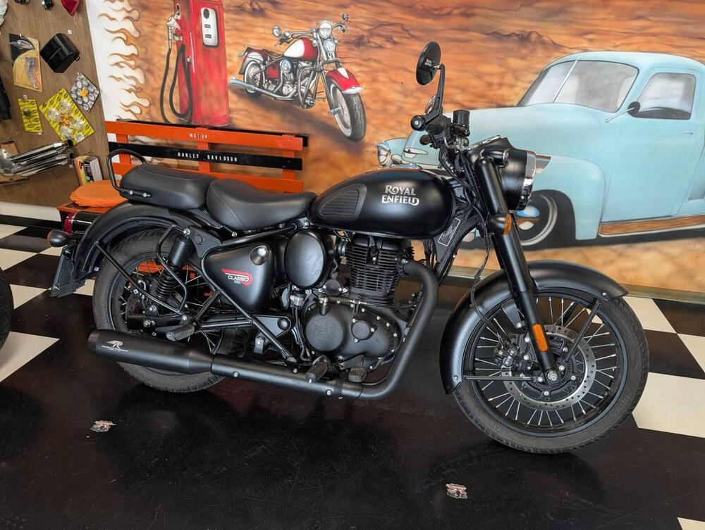 Royal Enfield Classic 350 (2021 - 26) (3)