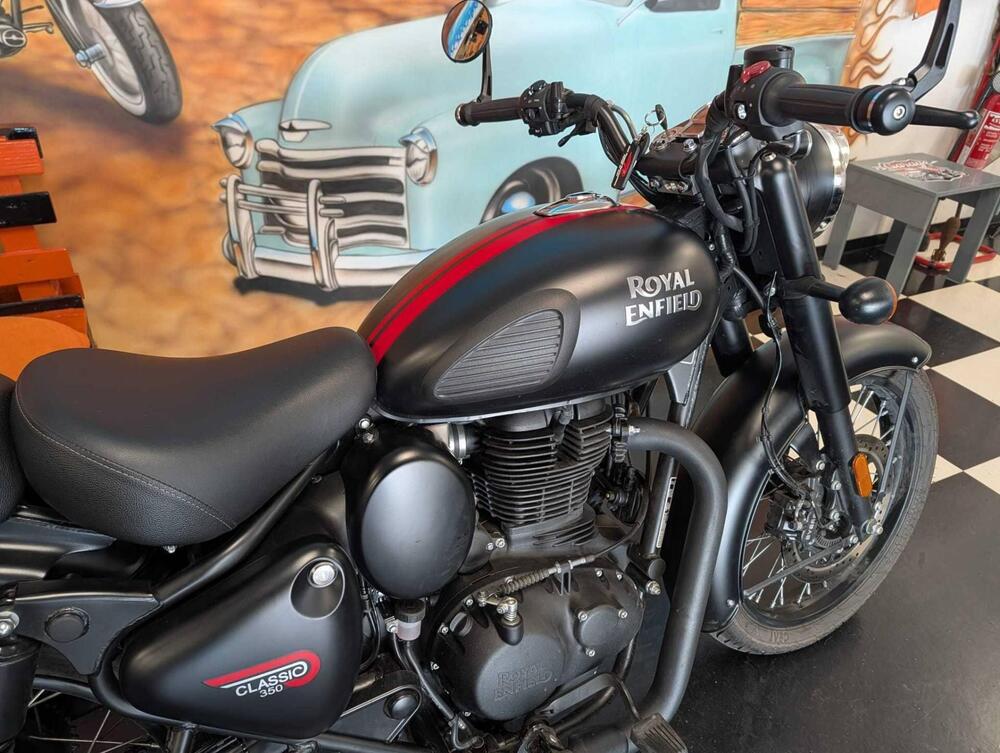 Royal Enfield Classic 350 (2021 - 26) (4)