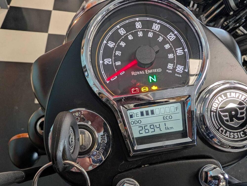 Royal Enfield Classic 350 (2021 - 26) (8)