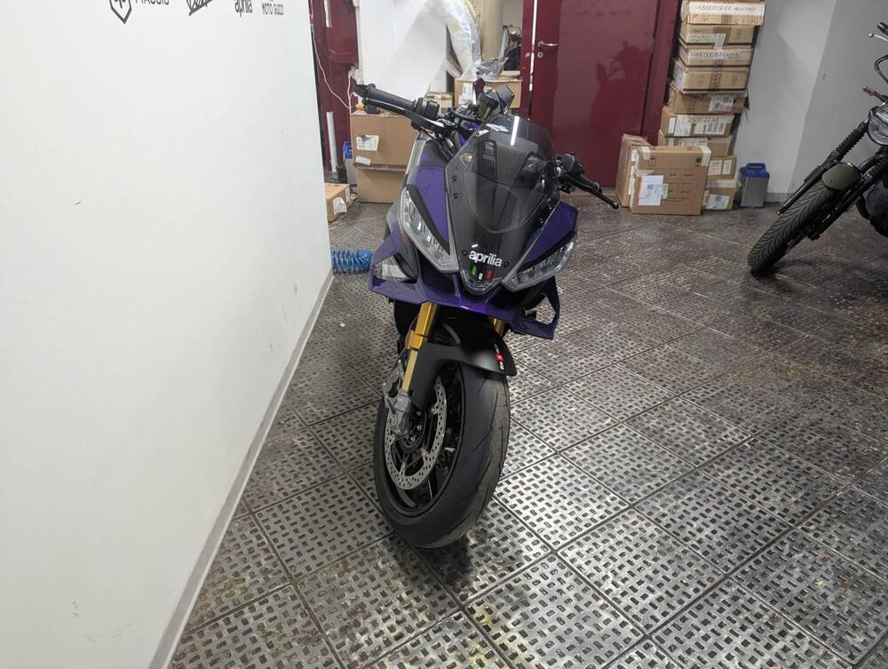 Aprilia Tuono V4 Factory (2025 - 26) (3)