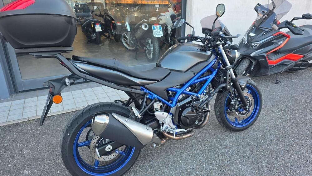 Suzuki SV650 (2021 - 24) (2)