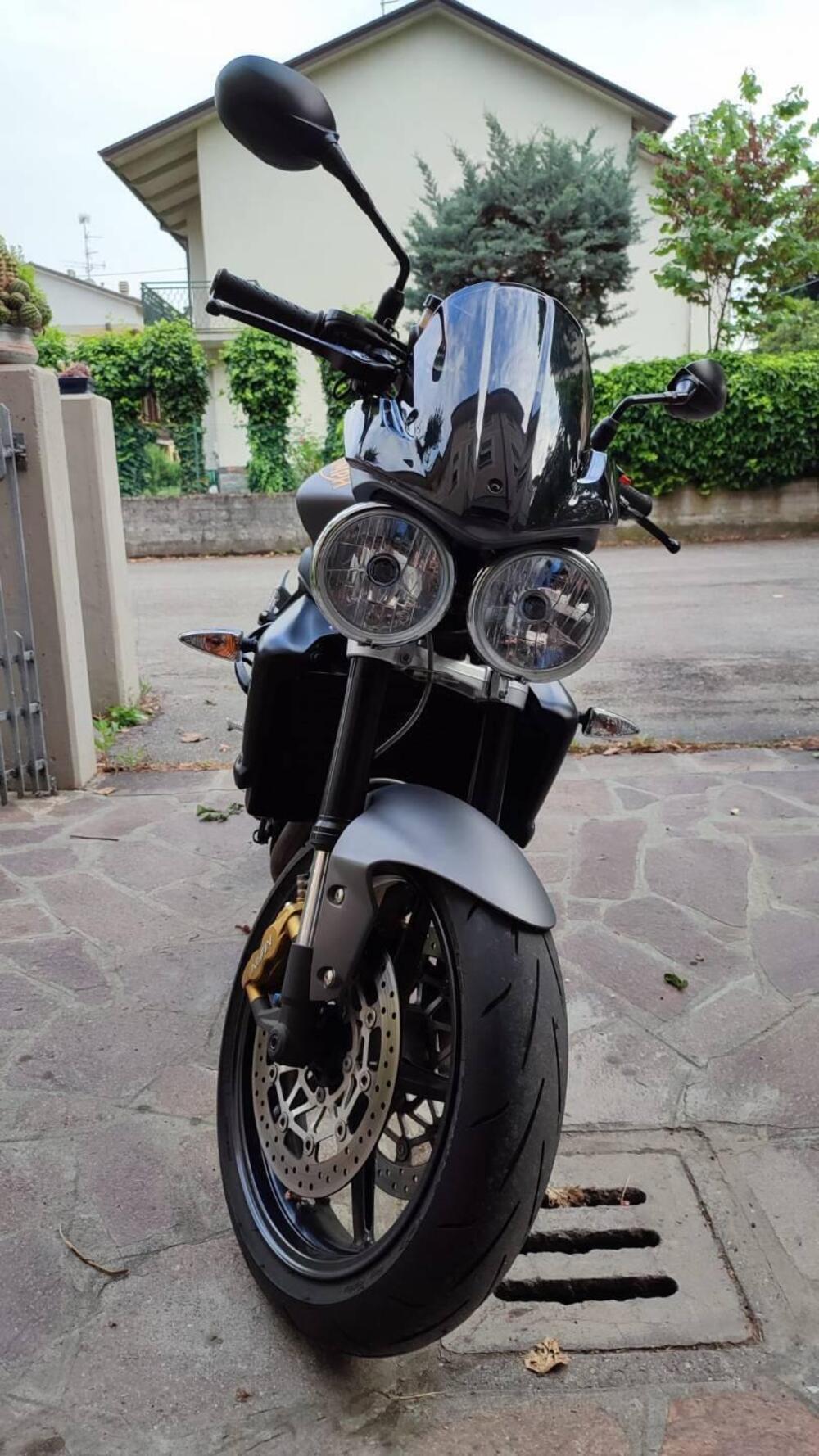 Triumph Street Triple R (2009 - 12) (2)