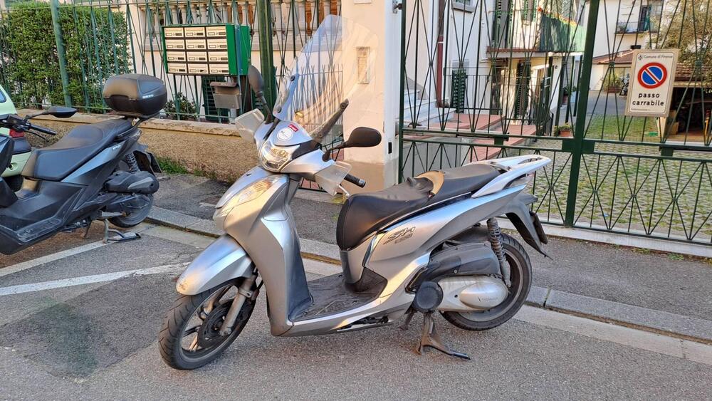 Honda SH 300 i ABS (2016 - 20) (6)