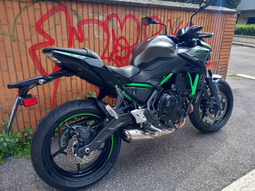 Kawasaki Z 650 (2021 - 24) (3)