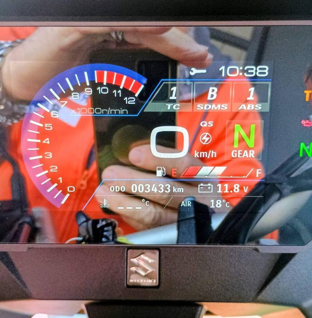 Suzuki V-Strom 800DE (2023 - 24) (10)