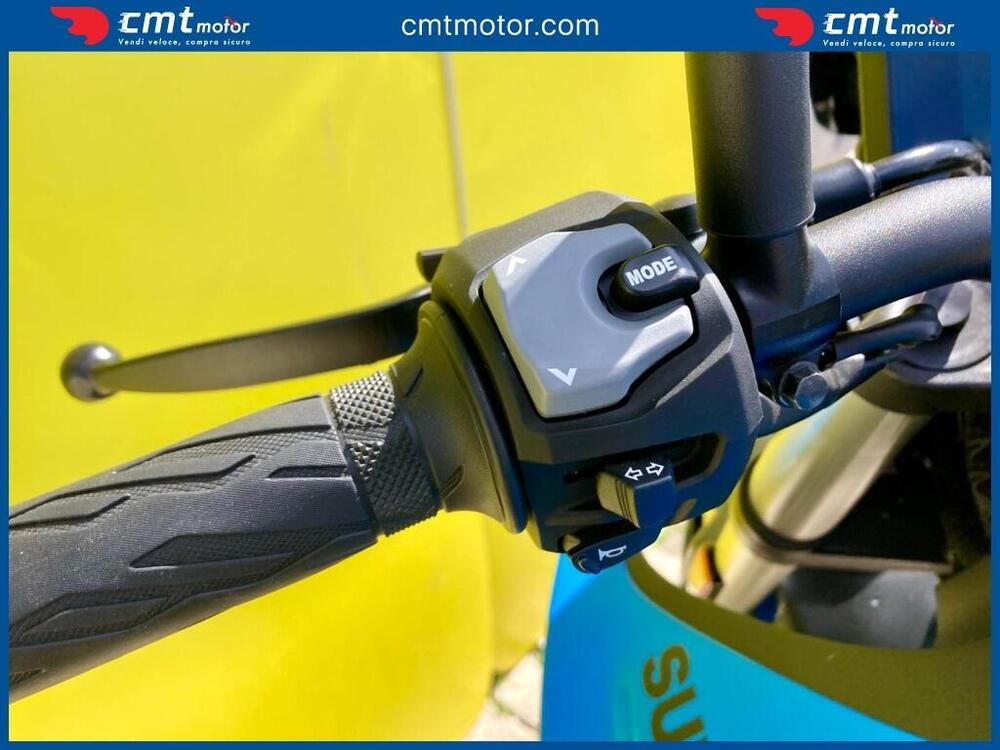 Suzuki GSX-8S (2023 - 24) (13)